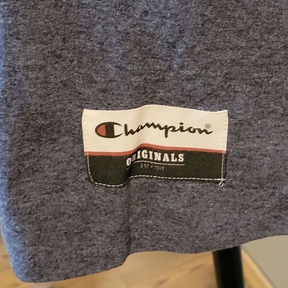 CHAMPION NAIT Ooks Short Sleeved T-shirt, Size Medium - Picture 3 of 12